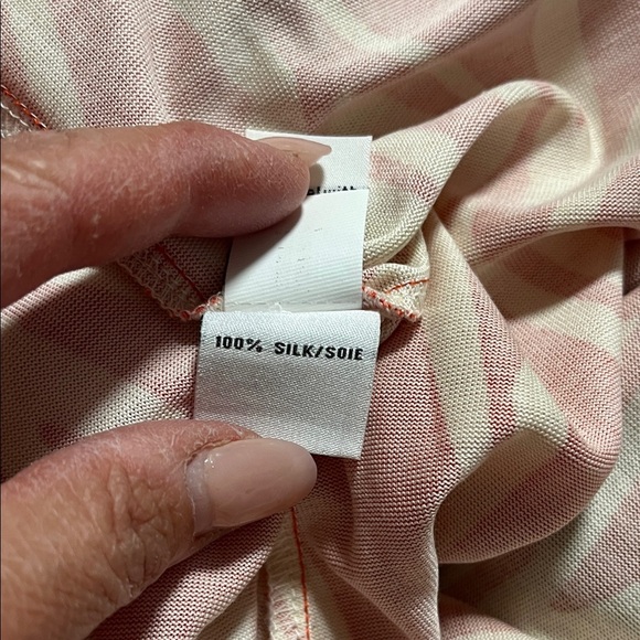 DVF NWOT Silk Burnt Orange Cream Geometric Midi Wrap Dress, Size L 12/14 - Picture 14 of 15